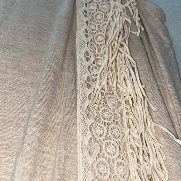 Penningtons Long Blouse with Lace & Fringe - Picture 3 of 3